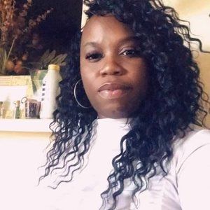 Meet your Posher, Tiffany